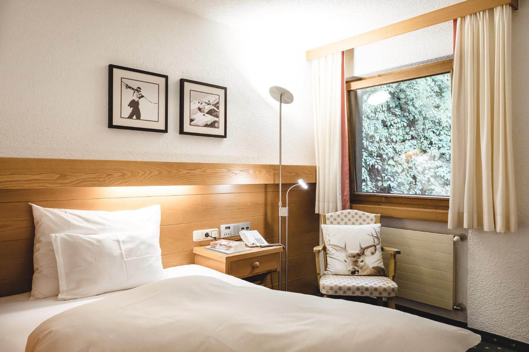 Aktiv & Spa Hotel Alpenrose Schruns Chambre photo